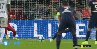 孙兴慜德转身价下跌300万欧，最新身价为1700万欧（德转更新：孙兴慜身价降至1700万欧，较此前下跌300万欧）