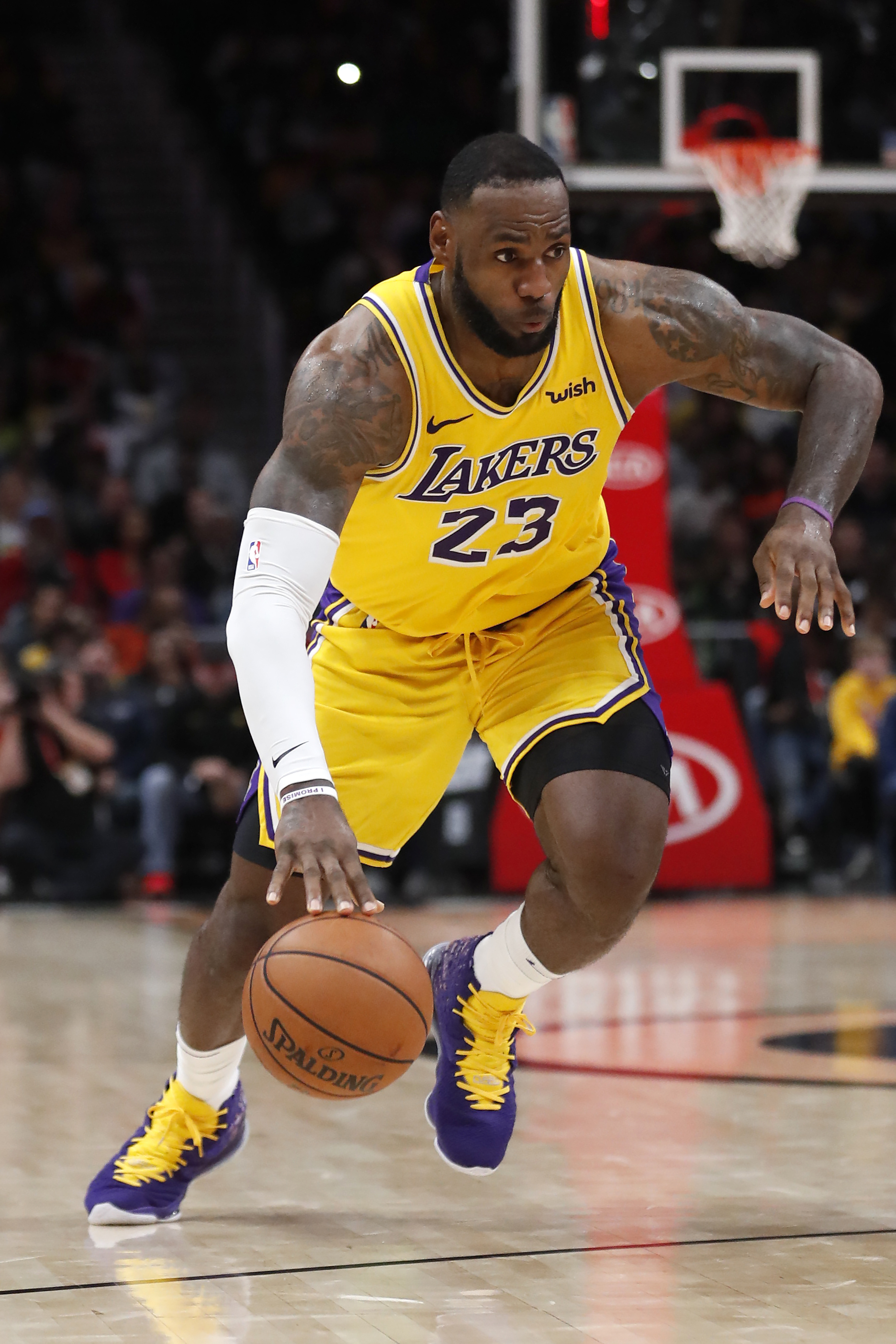 在大湾区，体育热潮涌动（大湾区掀起体育热潮）