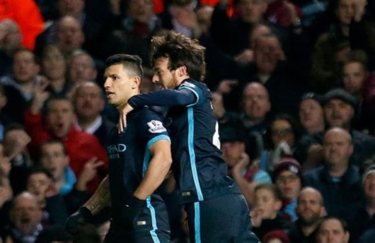 新赛季伊始，詹姆斯的表现并未达到外界预期（新赛季开局，詹姆斯表现不如外界预期）