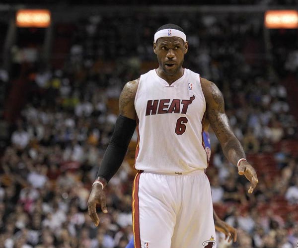 懂球帝12周年120大瞬间1／4决赛：德拜梅磊包揽，谁将杀出半区？（懂球帝12周年120瞬间八强：德拜梅磊霸榜，半区出线花落谁家？）