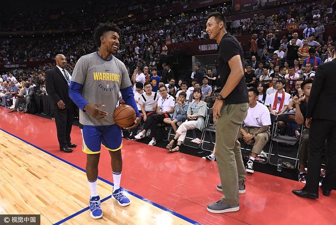 世欧预战报：内维斯、B费戴帽，葡萄牙9-1狂胜直通世界杯（欧洲区世预赛快讯：内维斯与B费梅开三度，葡萄牙9-1大胜锁定世界杯席位）